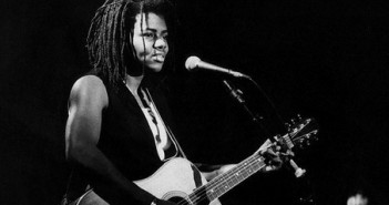 Tracy Chapman at the Bob Dylan, the 30th anniversary celebration (1992)