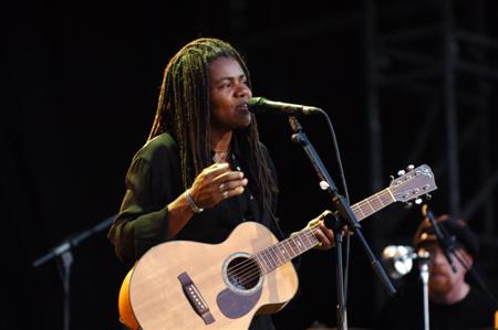 Tracy Chapman at the Paleo Festival, Nyon, July 21 2006 © www.paleo.ch