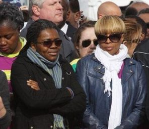 Tracy Chapman and Mary J. Blige @ Live Your Best Life Walk