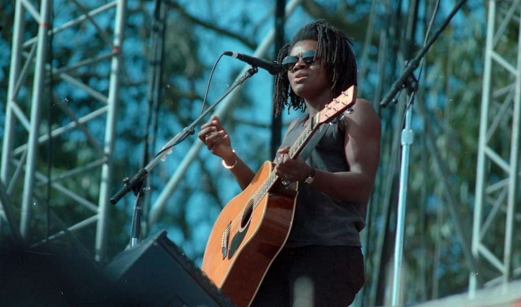 Tracy Chapman at the Bill Graham concert tribute on November 3, 1991 Photo: Brant Ward, The Chronicle